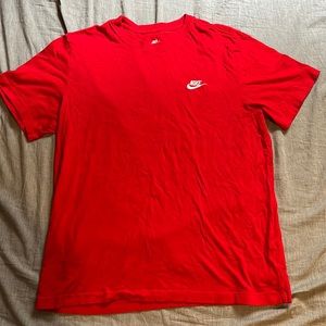 Nike T-Shirt - Large - Red